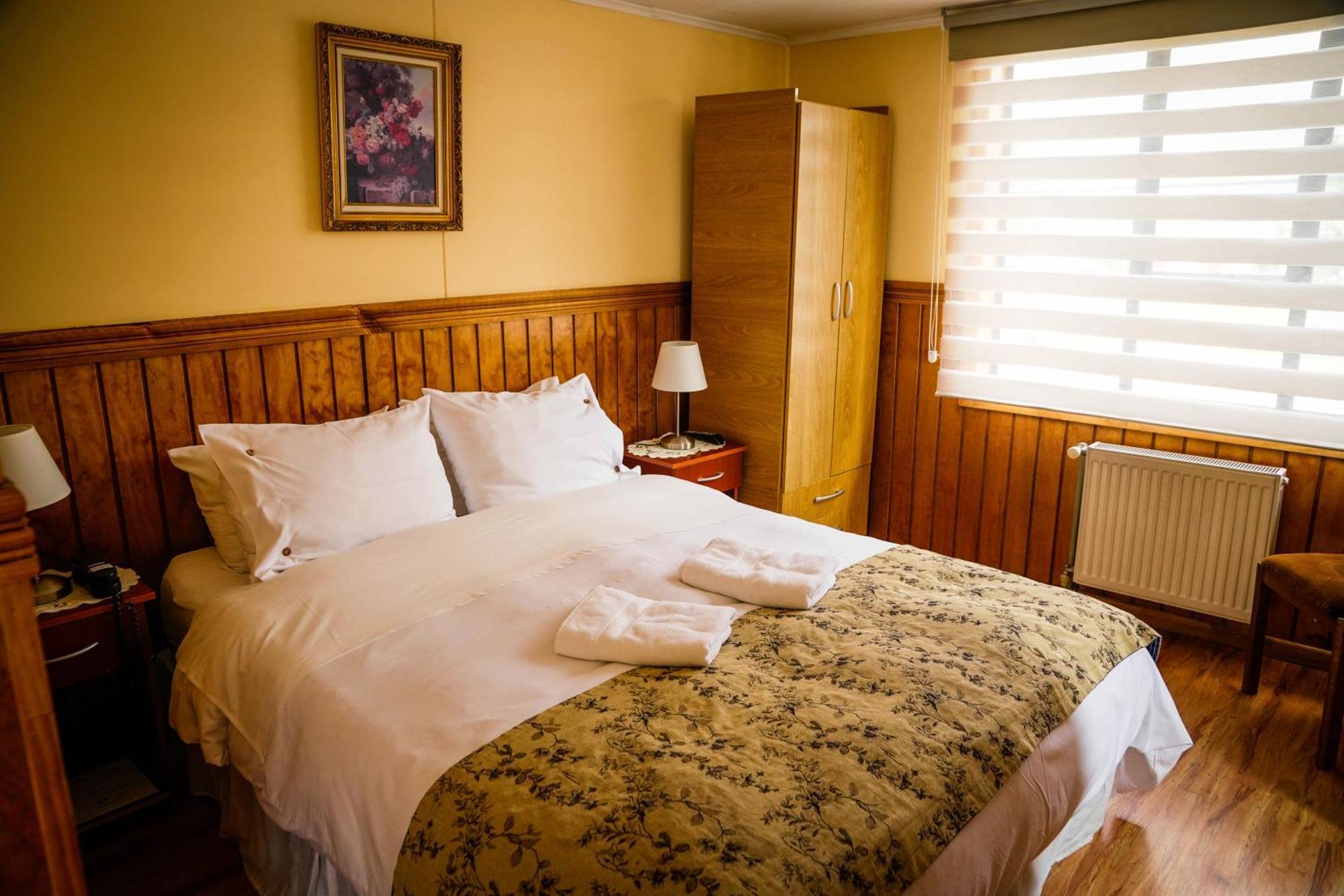 פואנטה ארנס Hostal Hielo Sur מראה חיצוני תמונה